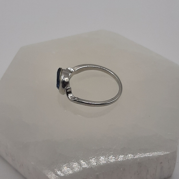 R892 Winter Solstice Ring Plated - Fragrant Jewels - Picture 4 of 7